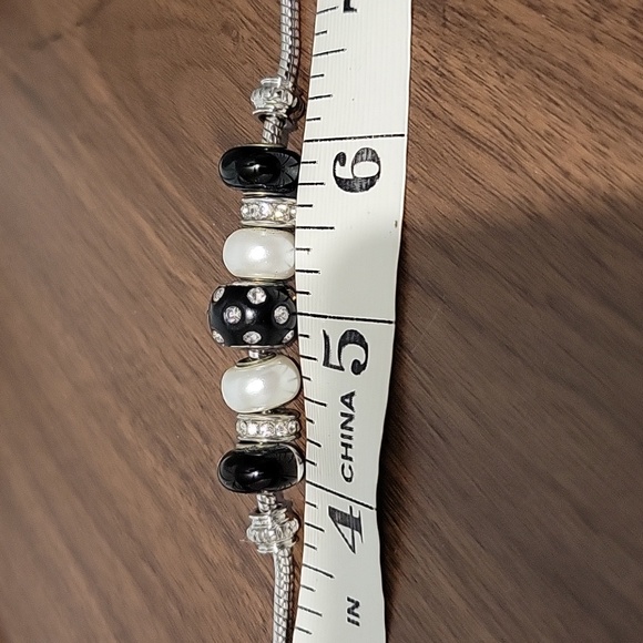 Bella Perlina Beaded Bracelet NWT - Picture 5 of 5